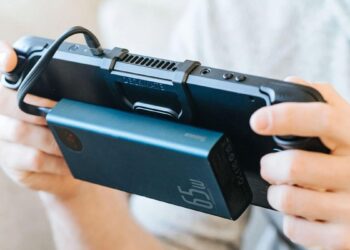 Valve Announces Steam Deck 2 Delayed Until Significant Advances in Performance Occur